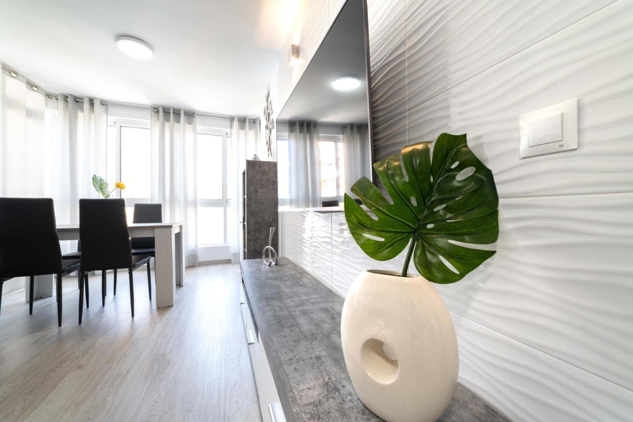 Apartamento Benalmádena Puerto Marina Apartment Bagian luar foto