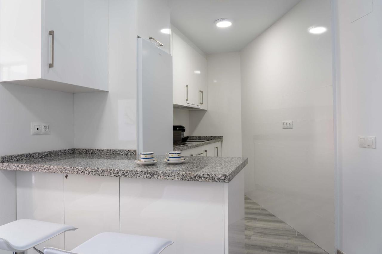 Apartamento Benalmádena Puerto Marina Apartment Bagian luar foto