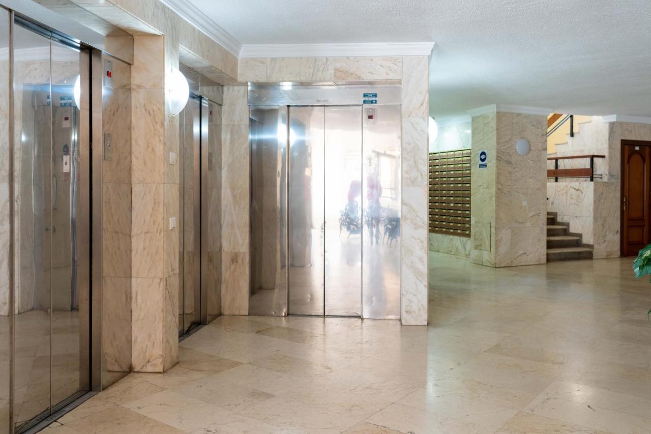 Apartamento Benalmádena Puerto Marina Apartment Bagian luar foto