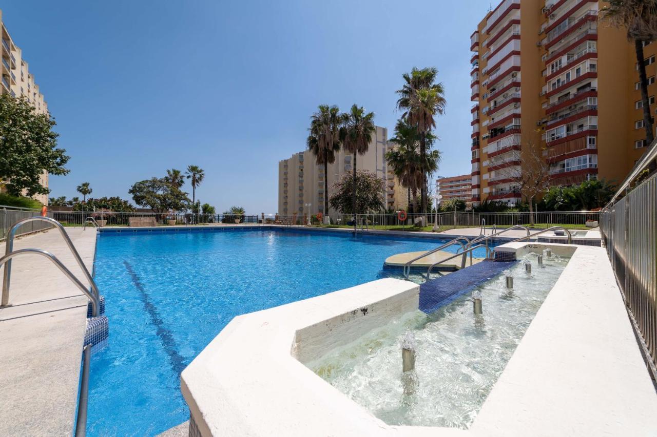Apartamento Benalmádena Puerto Marina Apartment Bagian luar foto