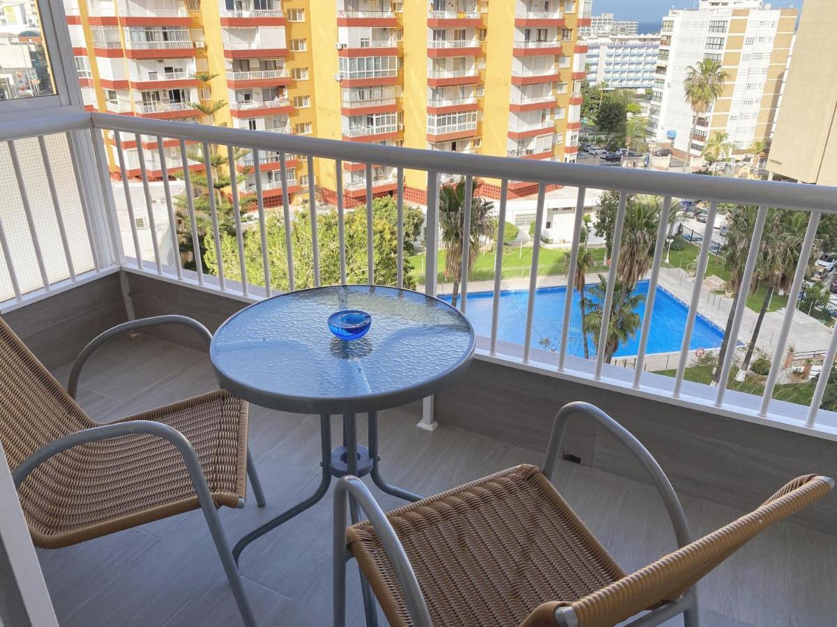 Apartamento Benalmádena Puerto Marina Apartment Bagian luar foto