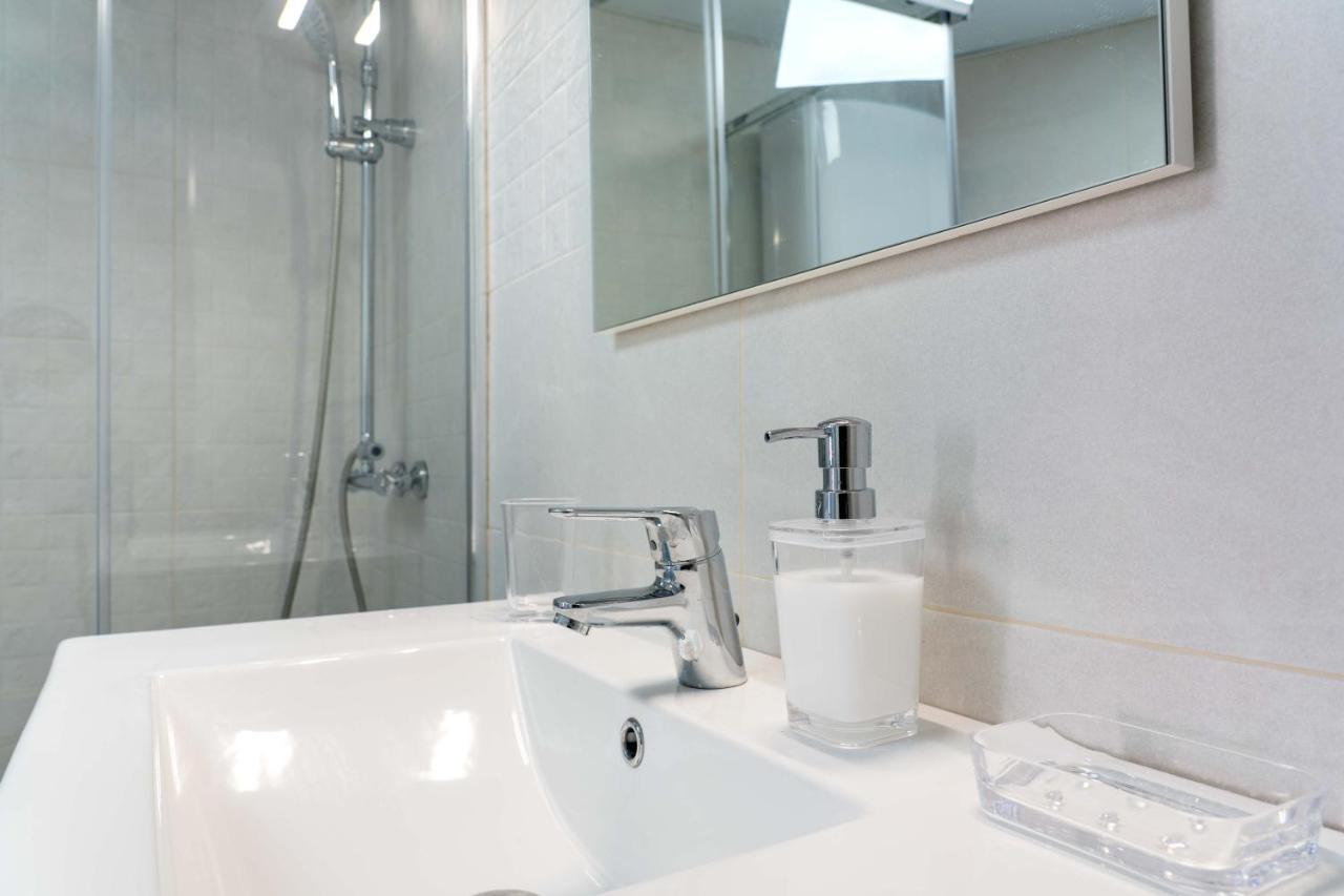 Apartamento Benalmádena Puerto Marina Apartment Bagian luar foto